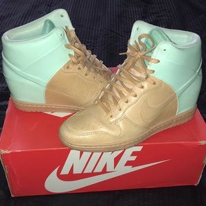 Like new Nike High Dunk
